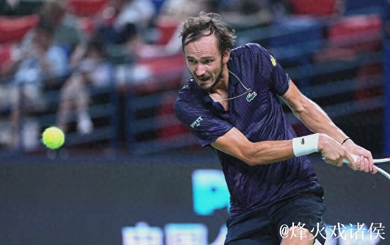 林德克内希2-1逆转梅德韦杰夫 首进大师赛决赛